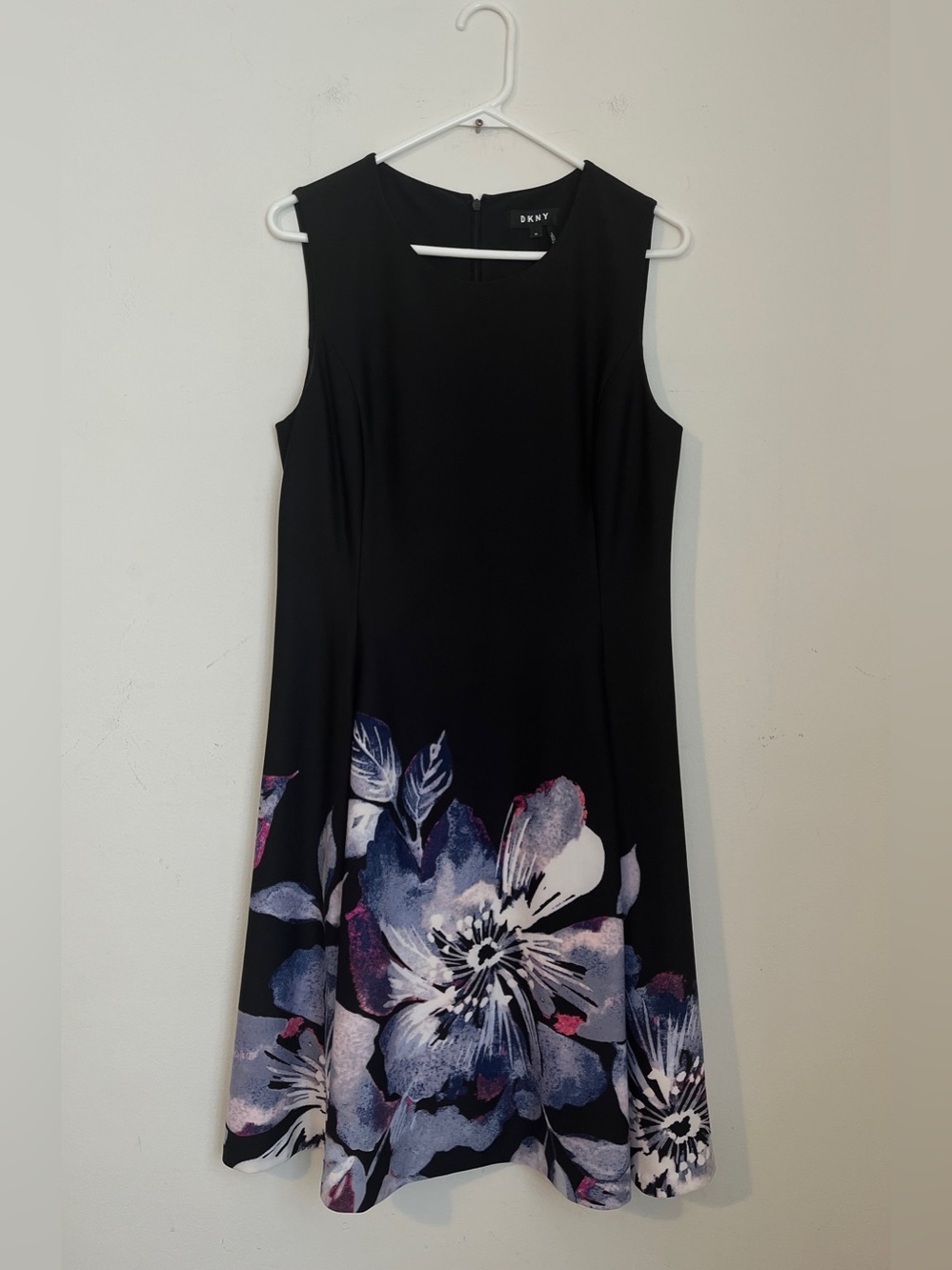 DKNY Black Dress size 10 Floral Print sleeveless back zipper women casual